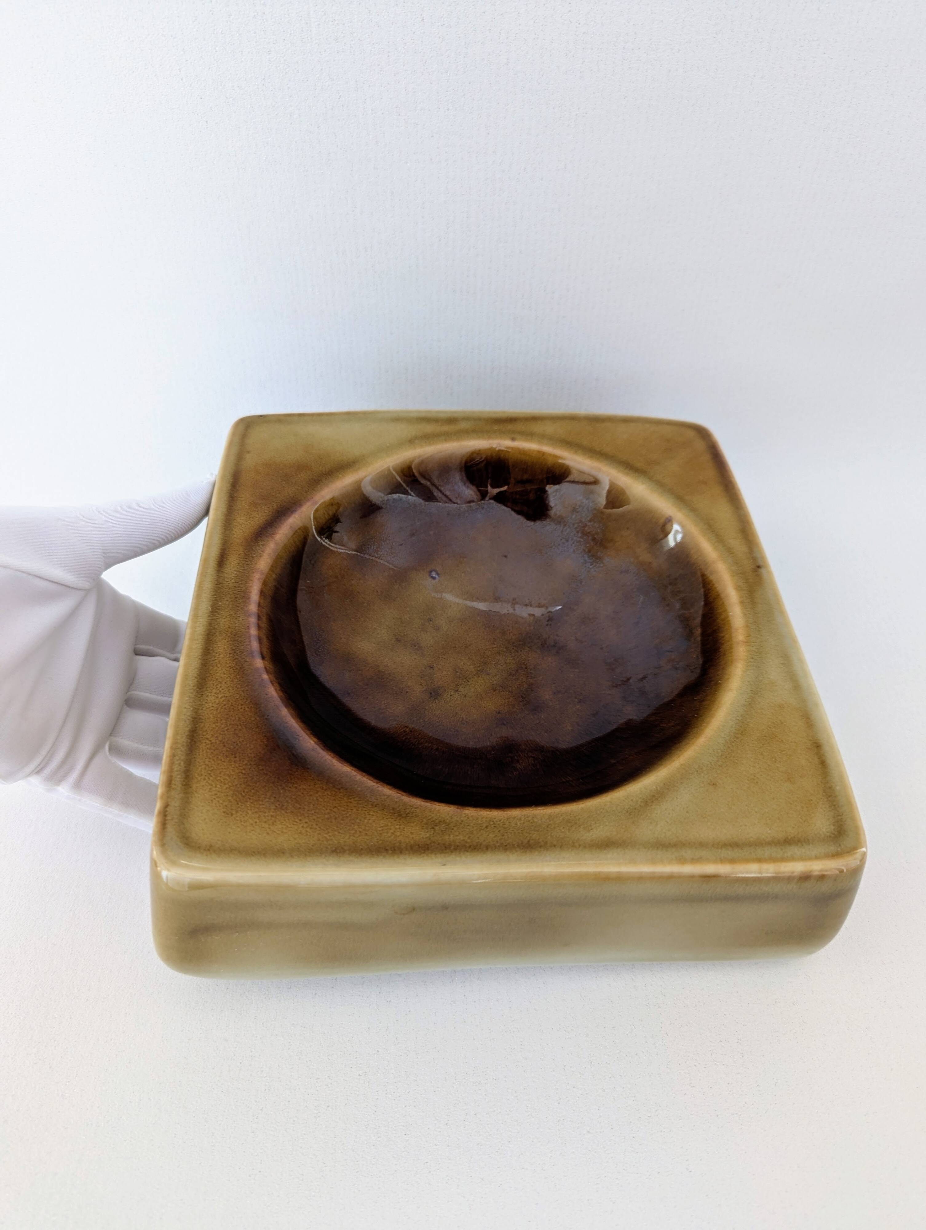 Vintage Virebent porcelain empty pocket