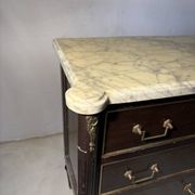 Commode with 3 drawers in Louis XVI style, marble and gilded bronze.