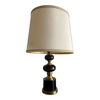 Black and gold delmas lamp