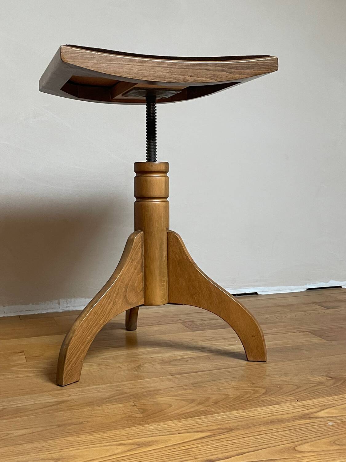 Tabouret piano vintage