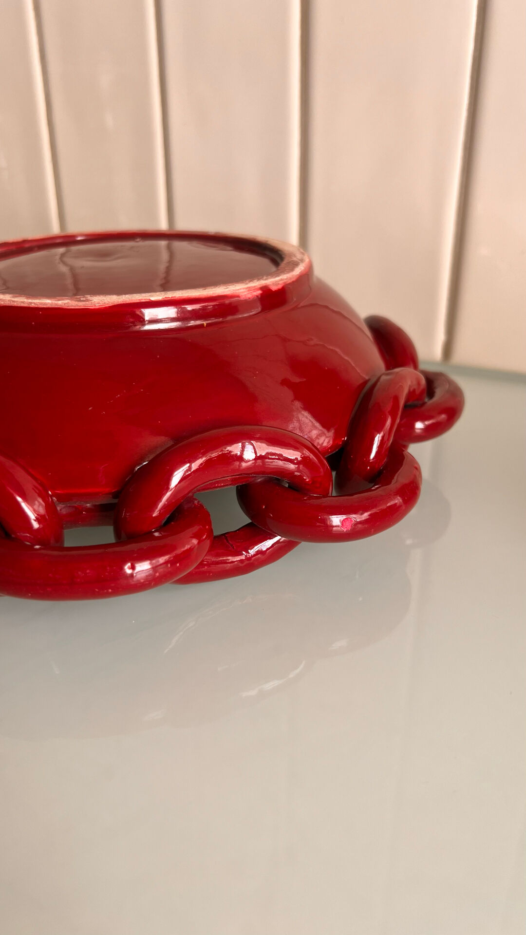 Vallauris ceramic cup with chain decoration