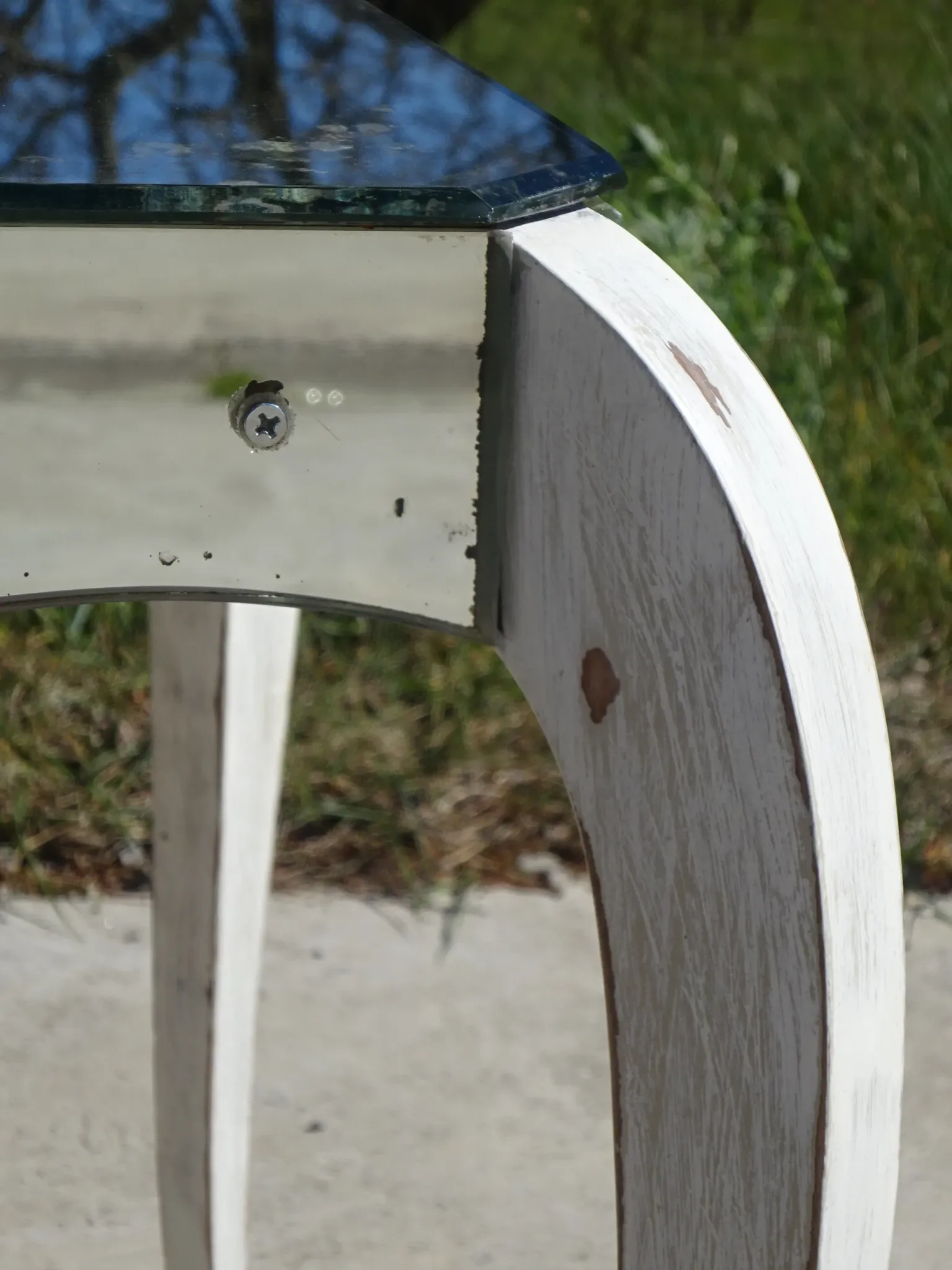 Table basse en miroir style Louis XV