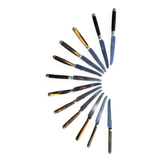 12 small knives