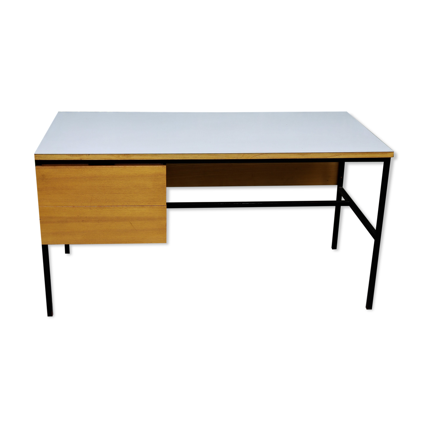 Pierre Guariche's Office 620