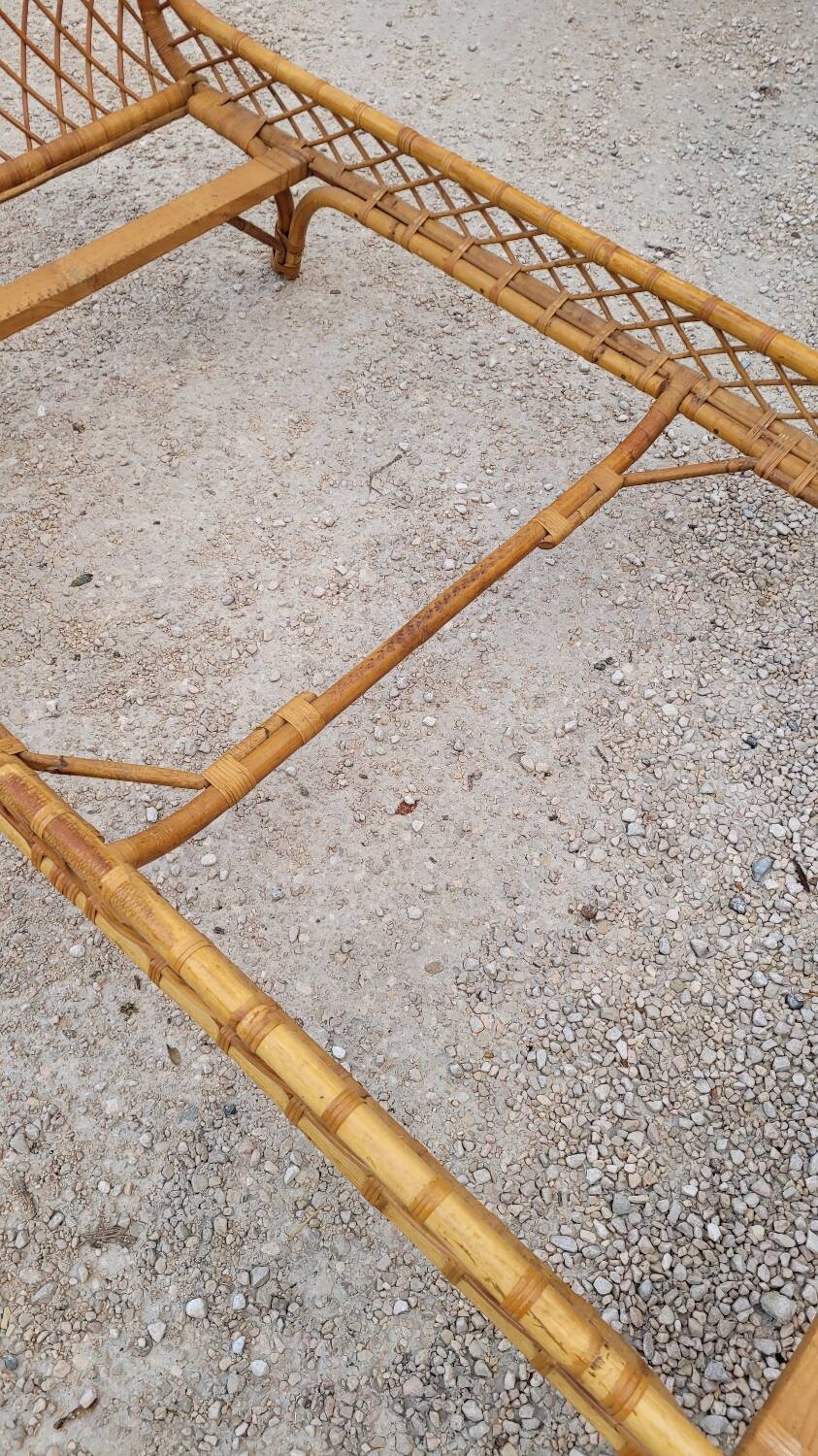 Vintage rattan daybed in basket shape - 1950s