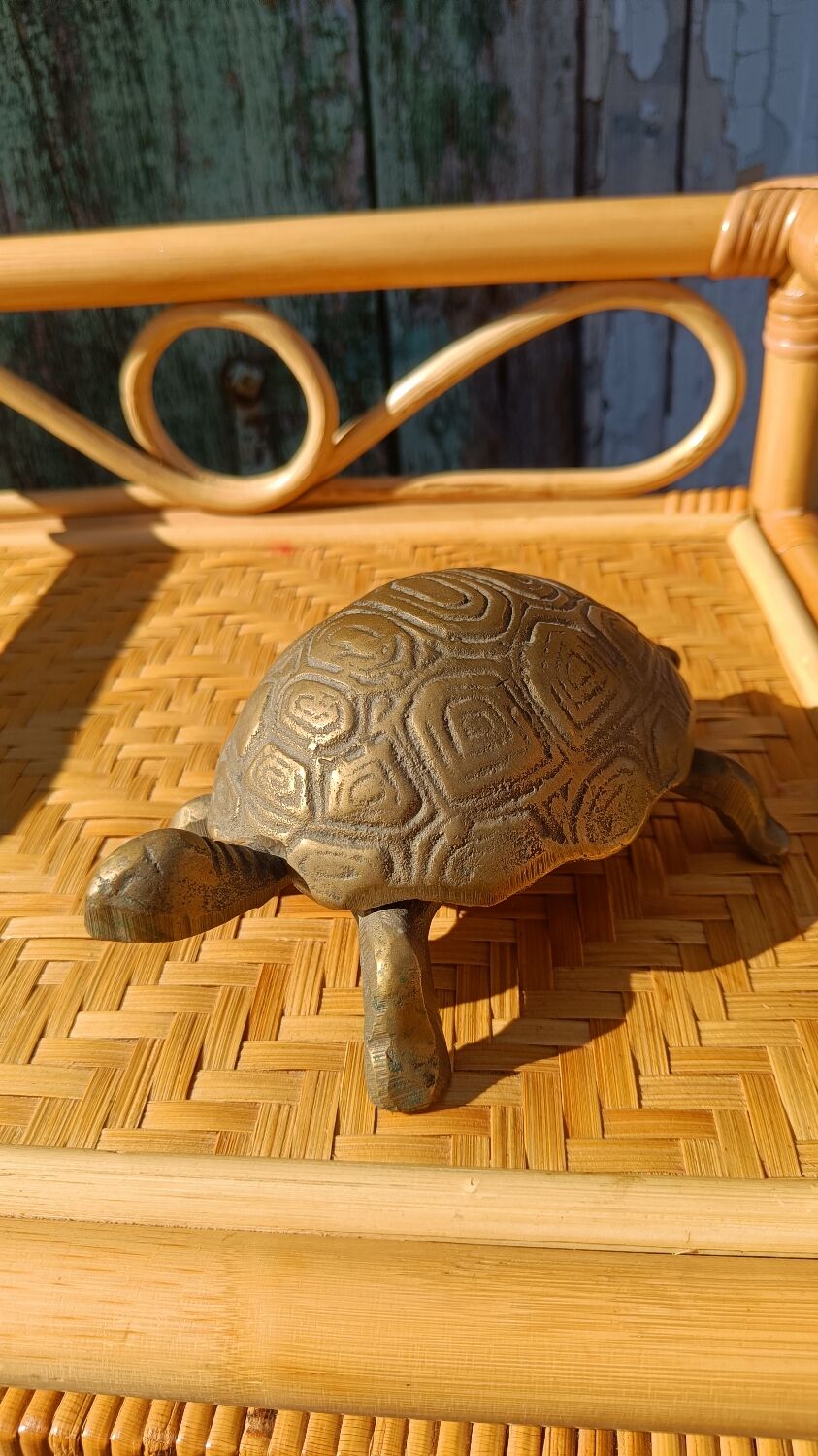 Ancient bronze tortoise ashtray