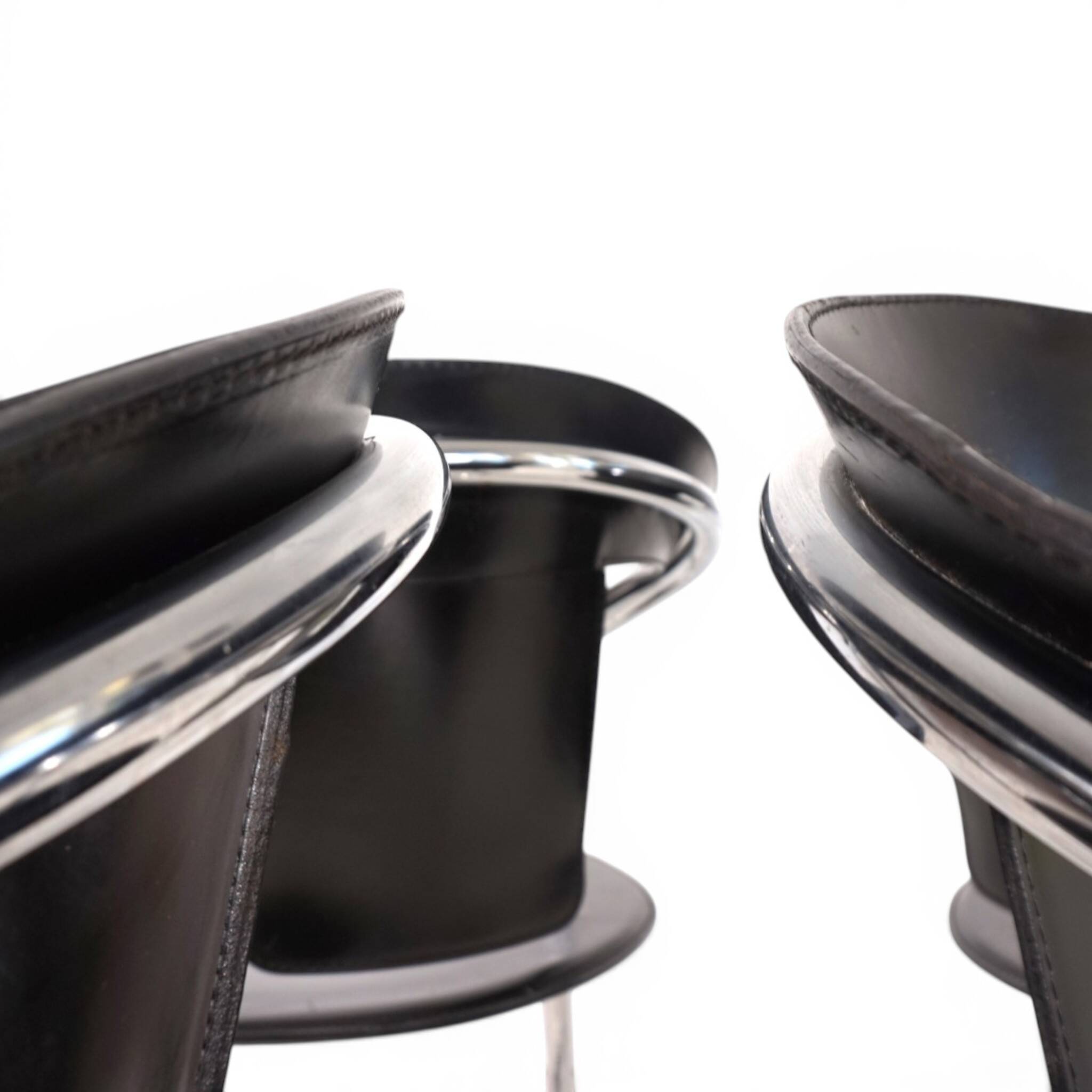 Set of 4 dining chairs by A. Rizzatto for Lo Studio