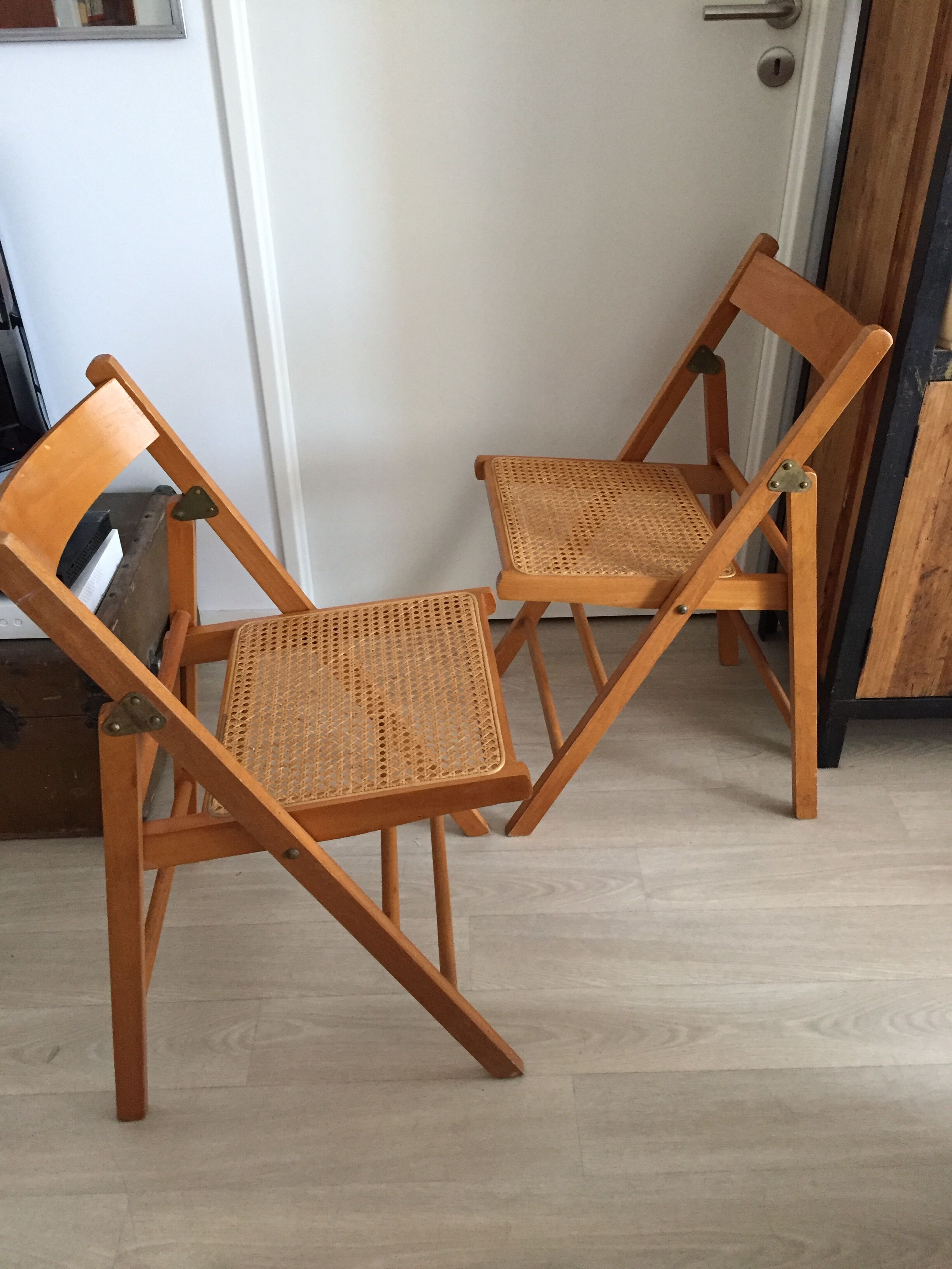 Chair folding year 70 in caning