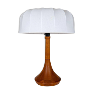 Mid-century table lamp in solid teak by Lisbeth Brams, Denmark, 1960s.