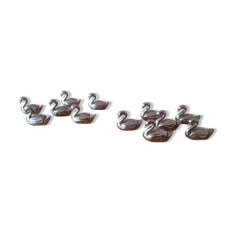 Set of 12 place-marked swans with names