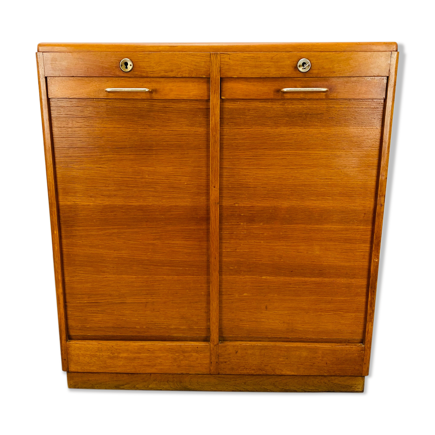 Double curtain binder cabinet