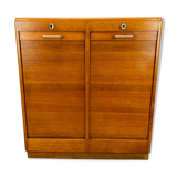 Double curtain binder cabinet
