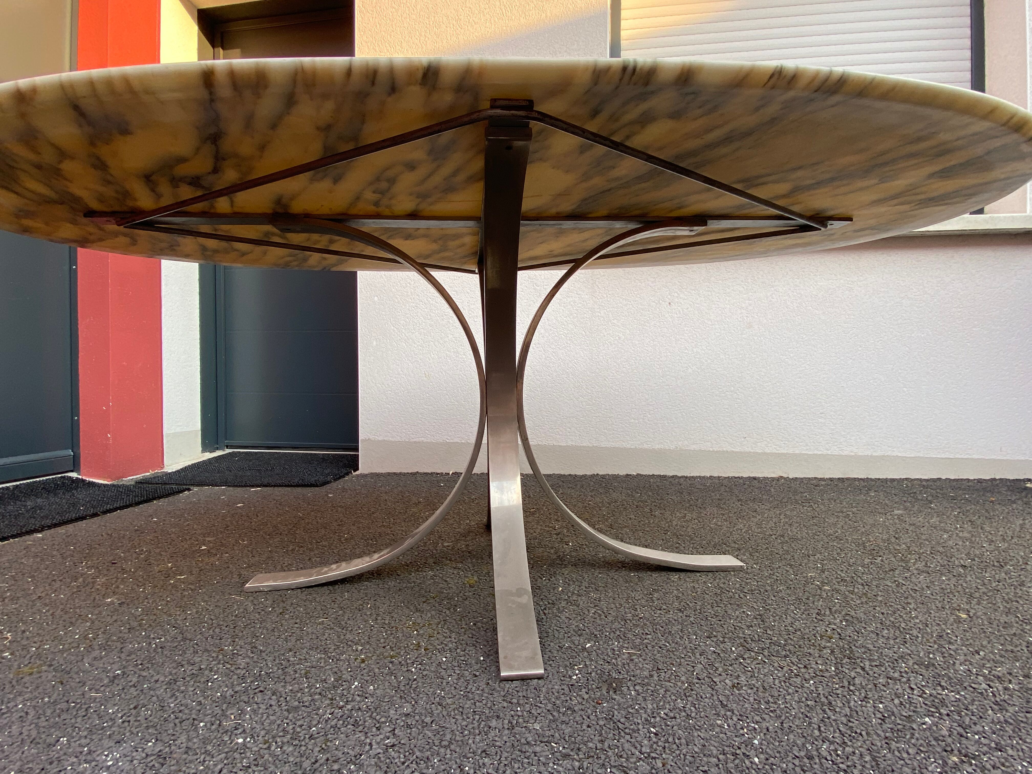 Marble meal table 60s-70s