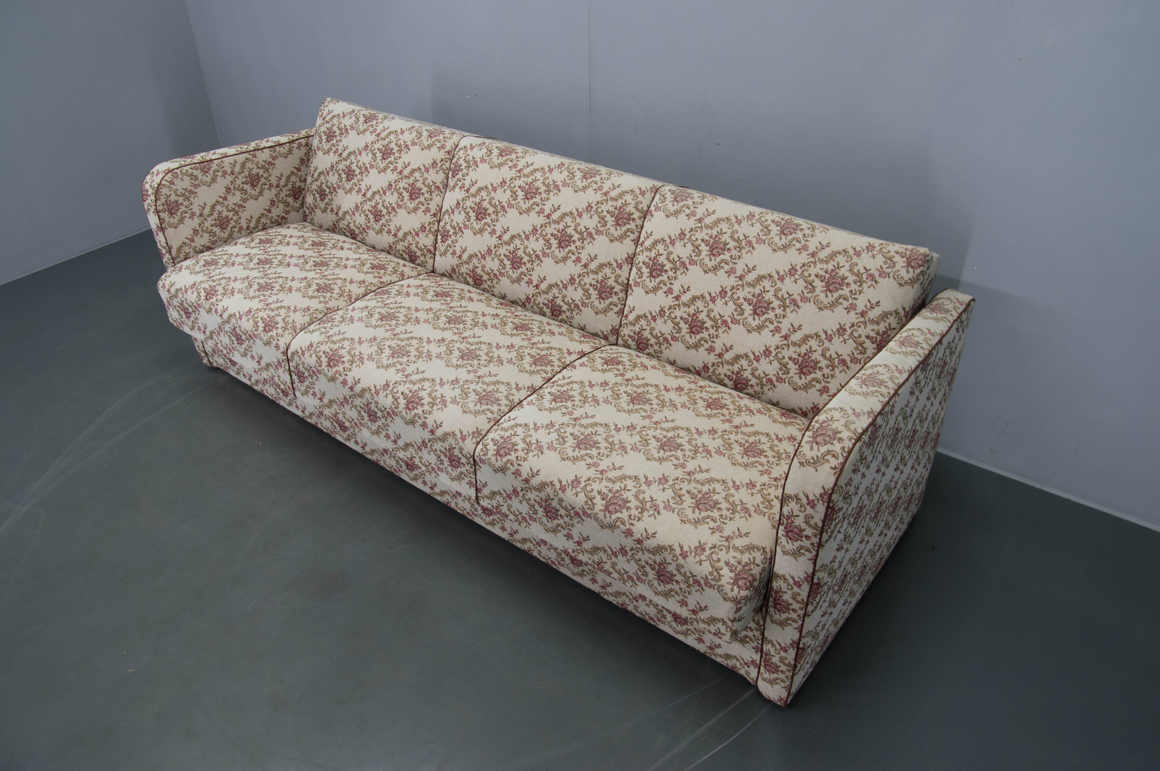 Art Deco Sofa / Day Bed H 363 by Halabala, 1930s