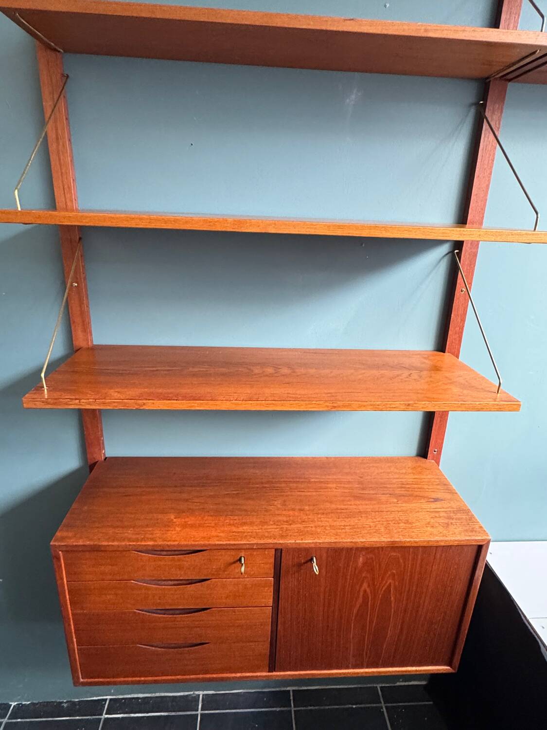 Unité murale modulaire en teck vintage scandinave “Veggen De Luxe”, Norvège