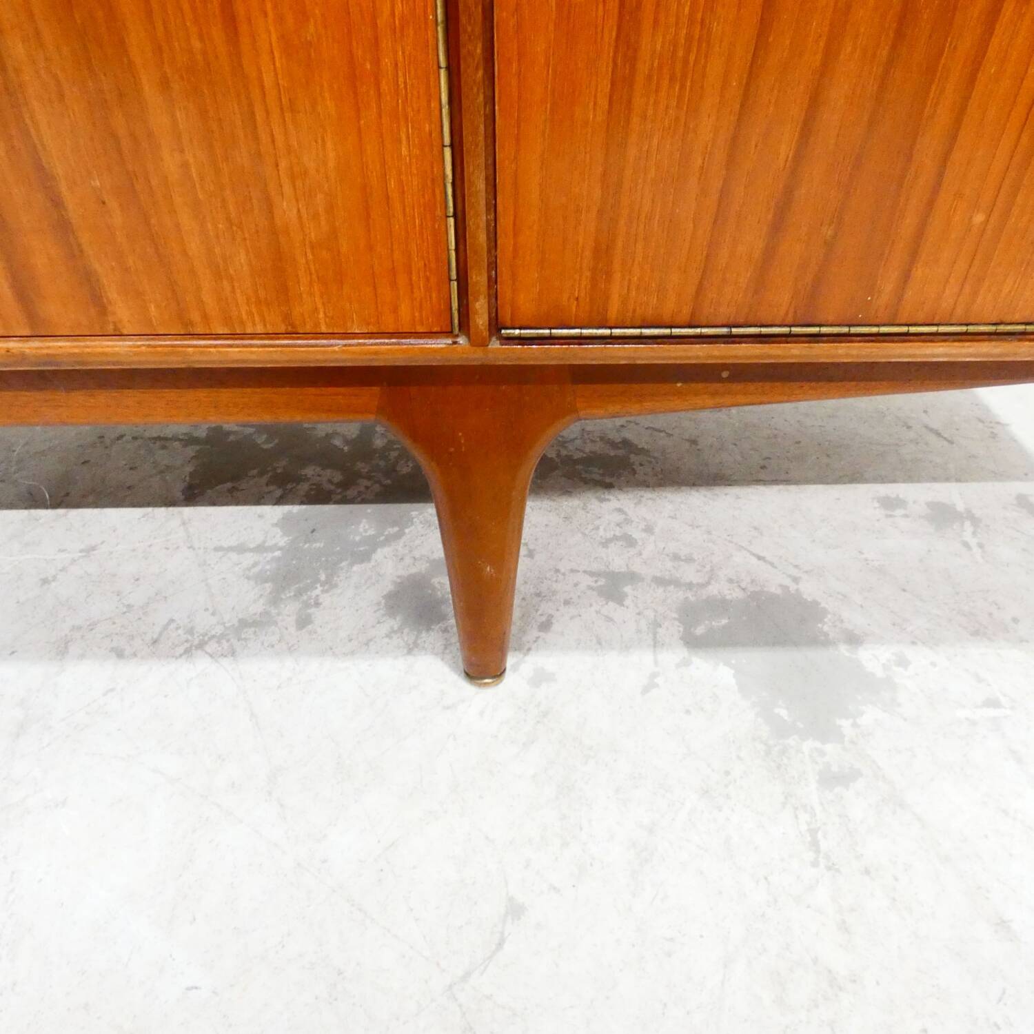 Rare McIntosh Teak Sideboard 202 cm – Carved Handles (Variant of D)