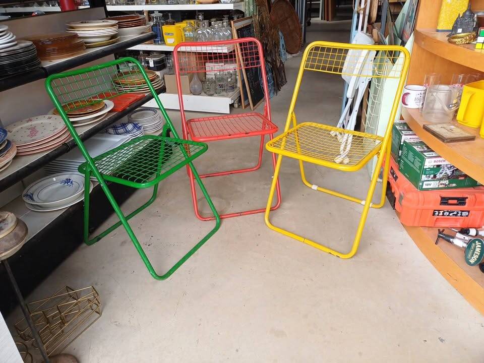 Vintage metal folding chair trio "Grillage" - Ted Net