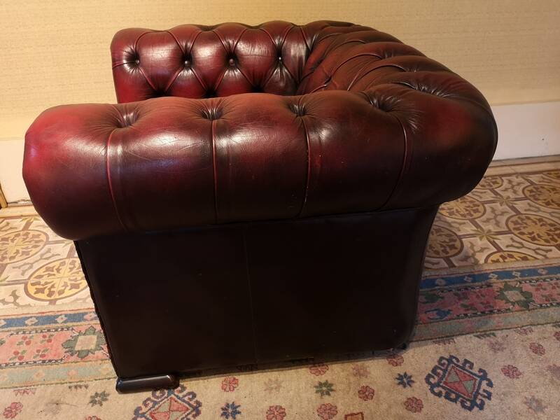 Chesterfield armchair burgundy leather