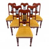 Table with four chairs from the early 20th century