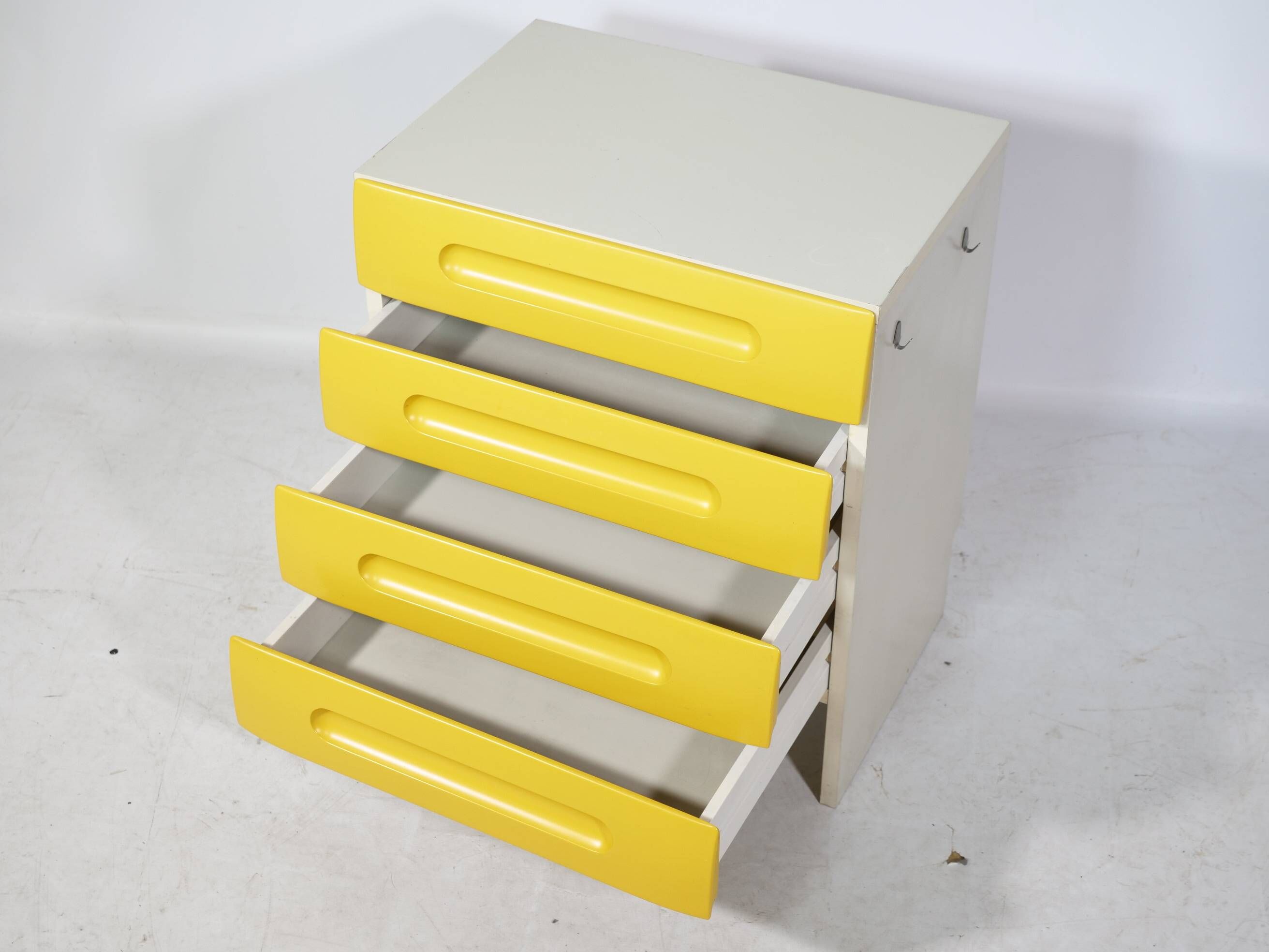 Space Age Design Chest of Drawers “Noro” by Gwinner, Germany, 1970s