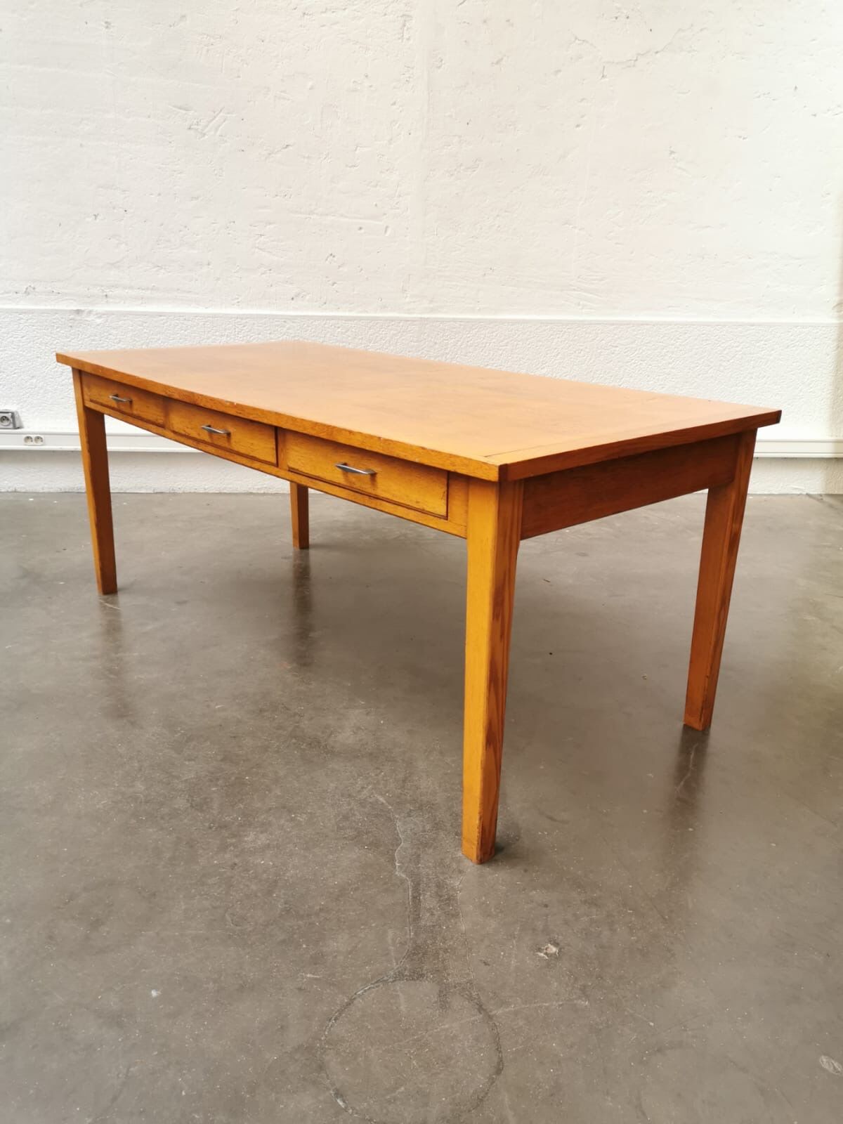 Refectory table