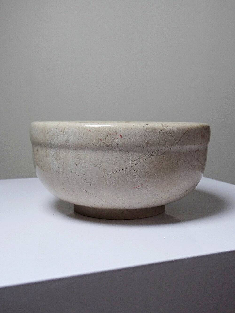 Bowl, empty porch or decorative bowl in vintage 20th-century natural marble.