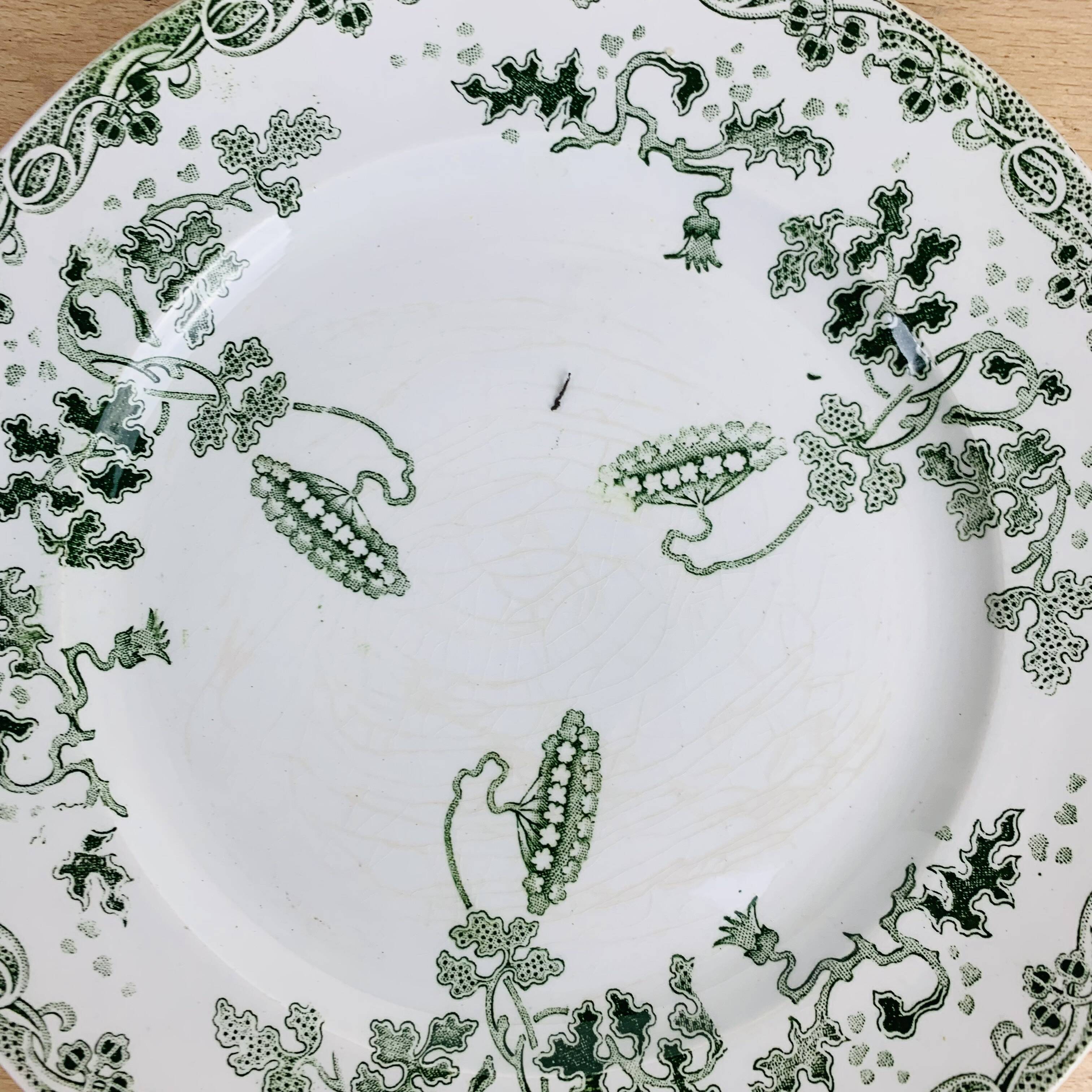 4 dessert plates Modern Style St Amand iron land