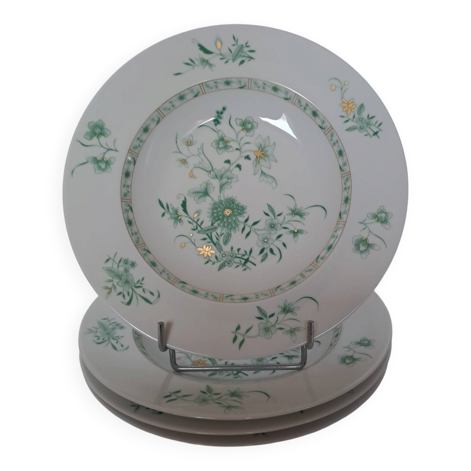 4 deep plates in porcelain by Bernardaud, model Beijing.