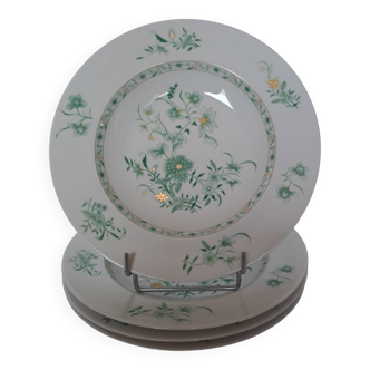 4 deep plates in porcelain by Bernardaud, model Beijing.