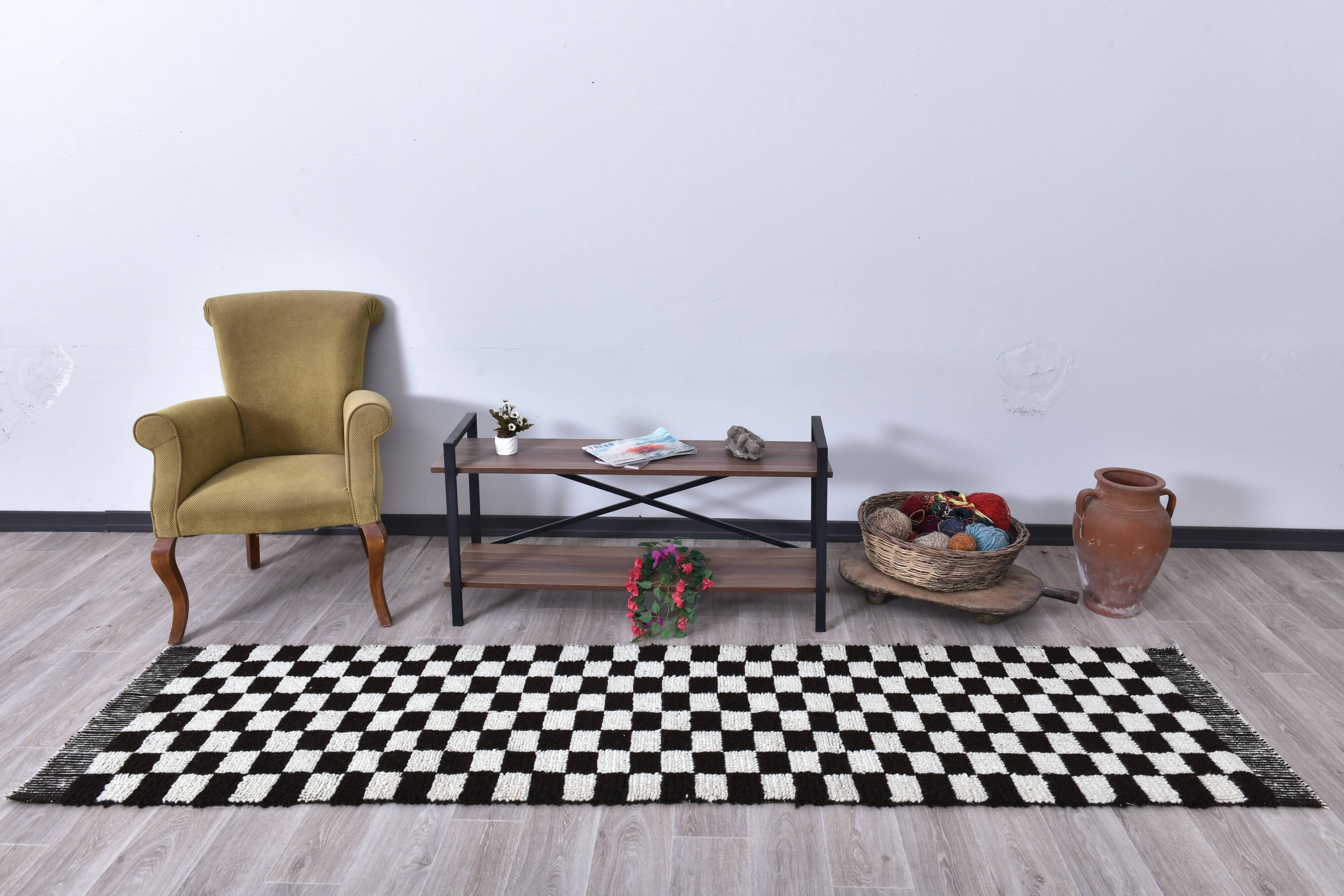 2x10 Checkered Moroccan Runner Rug 70x302Cm SK 242433