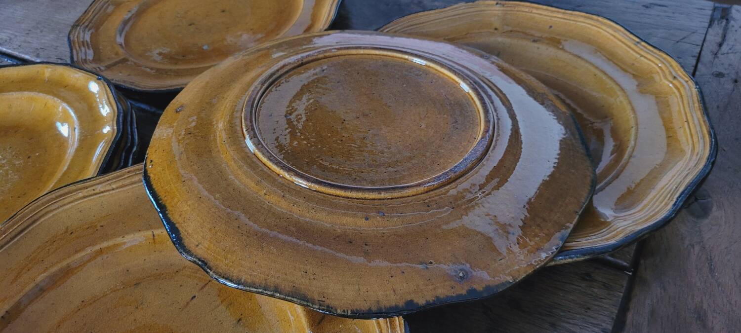 Varages 70's Plates