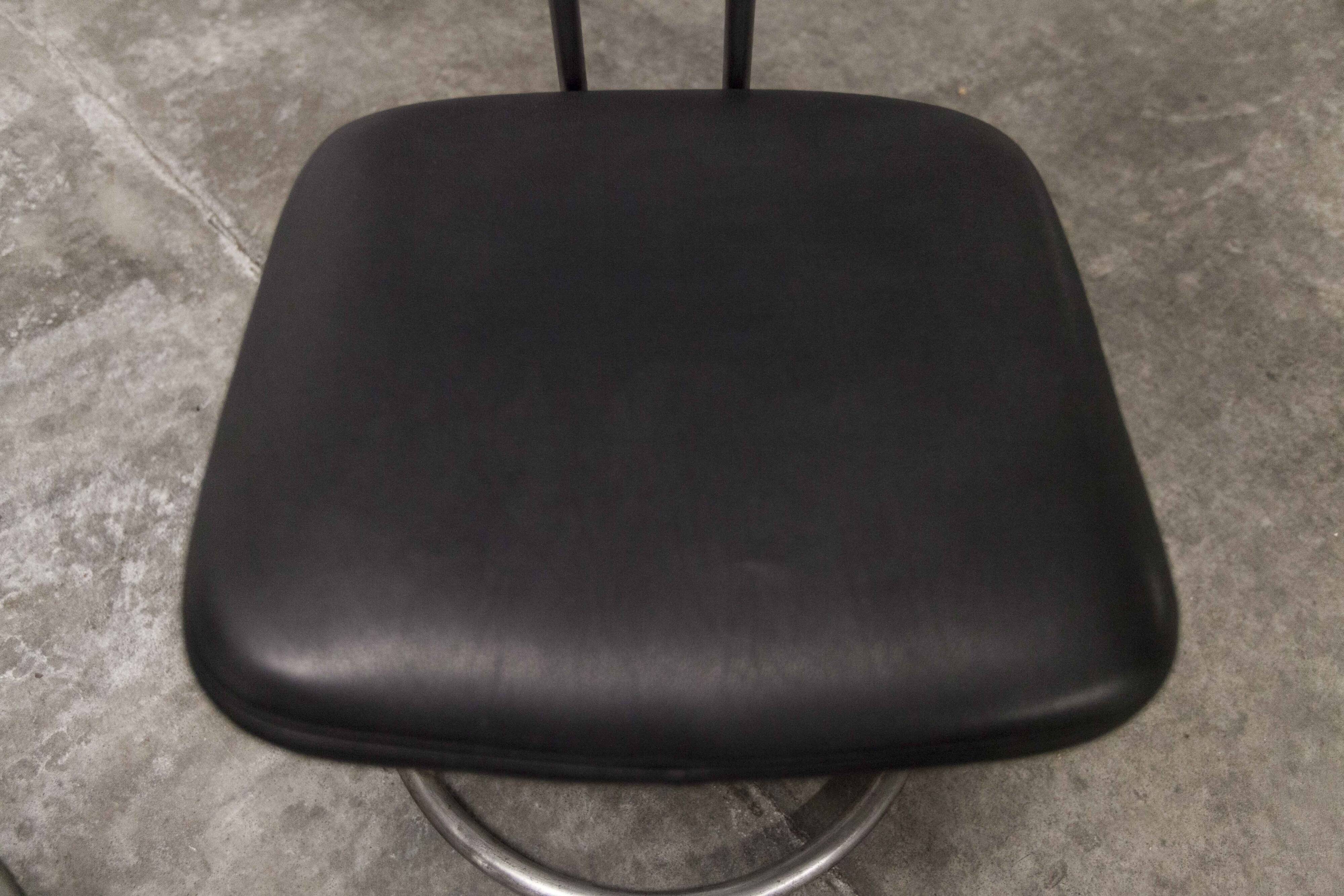 Swivel office chair French army new leather