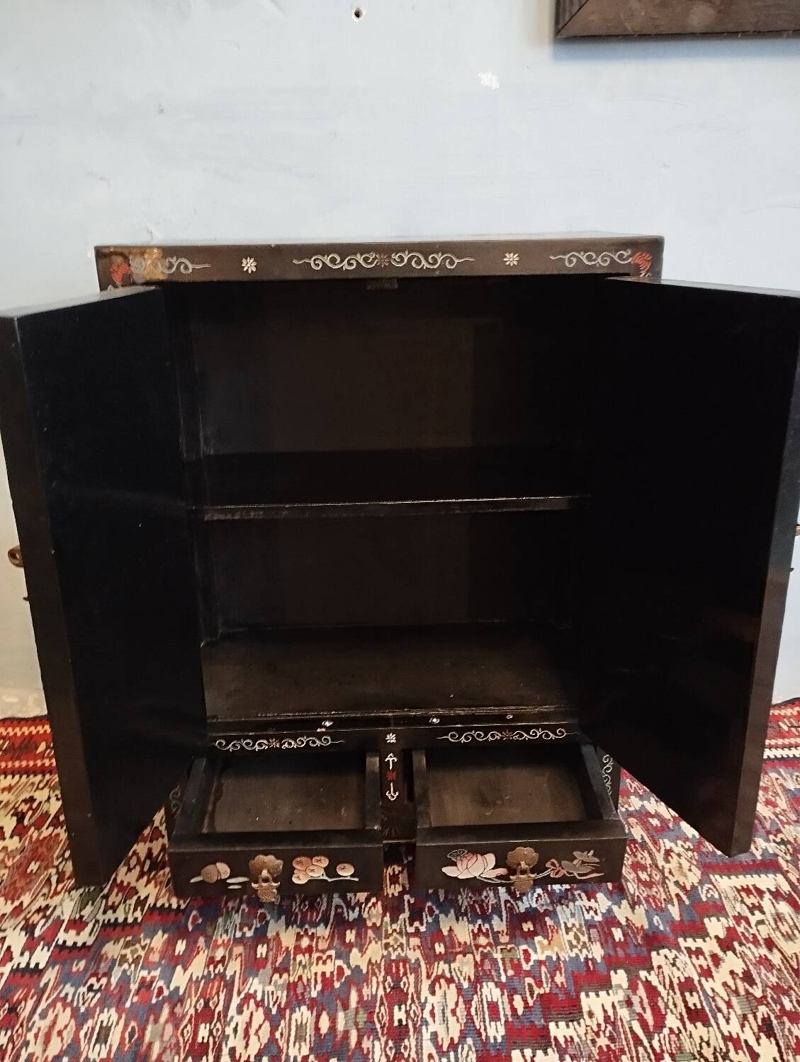 Small Chinese furniture