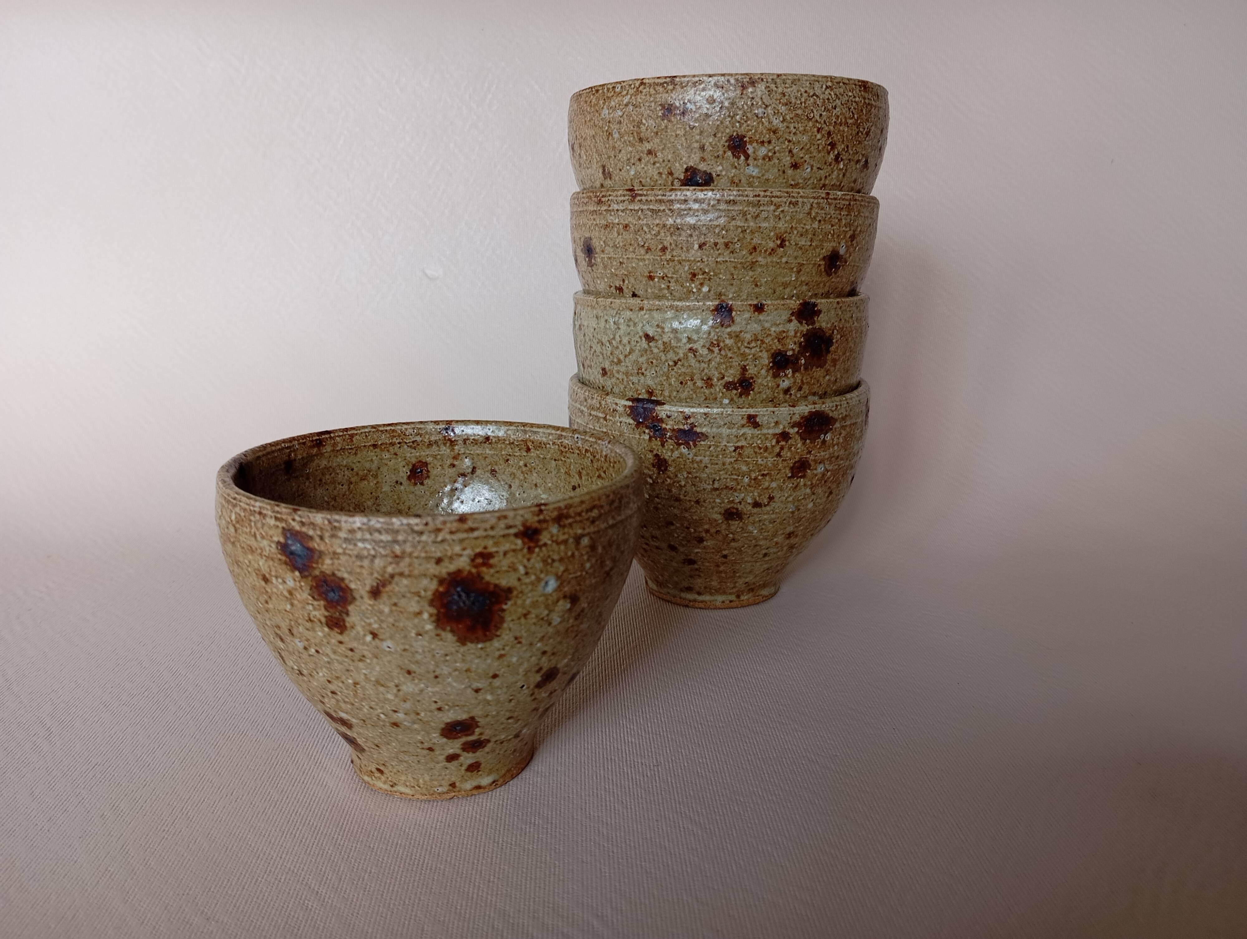 5 stoneware tea bowls