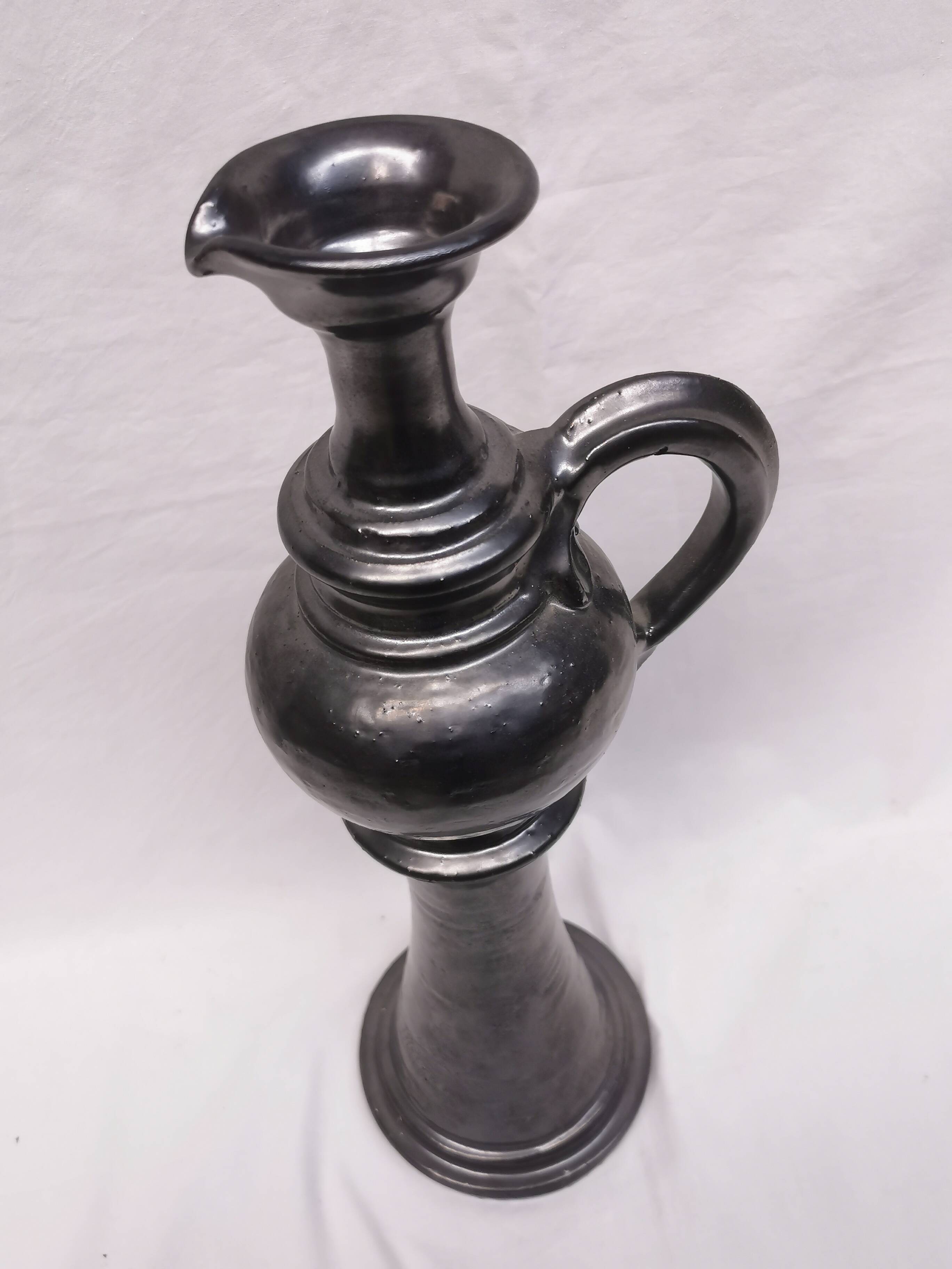 Grande aiguière / bougeoir, vase . céramique signée jean marais