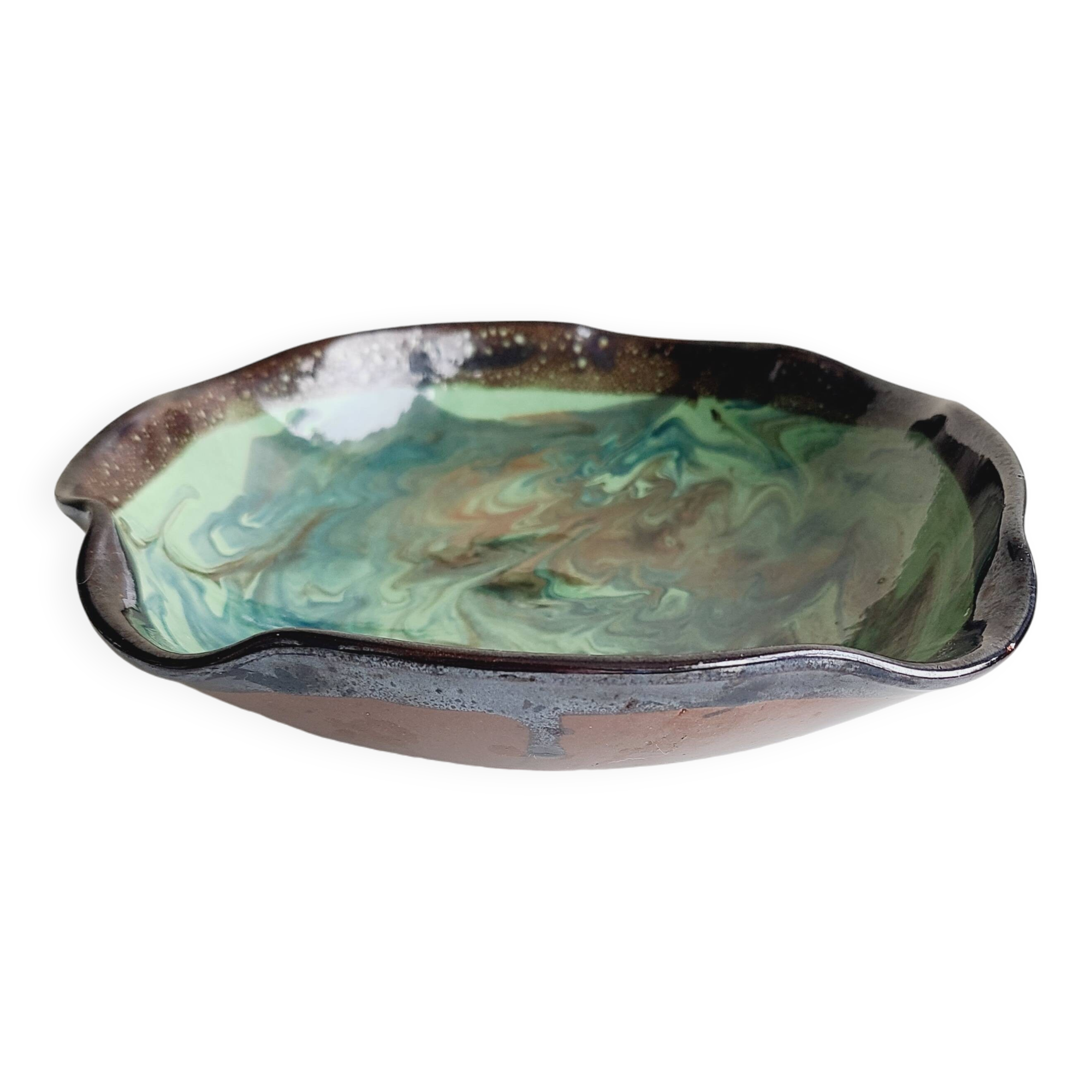 Handmade ceramic pocket emptier