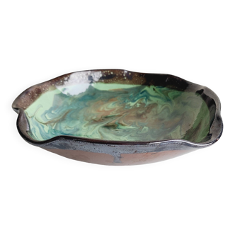 Handmade ceramic pocket emptier