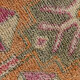 Tapis runner bohème aux motifs naïfs, palette douce et vibrante, 86x309Cm