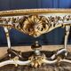 Table de milieu d’époque Napoléon III en bois peint et doré