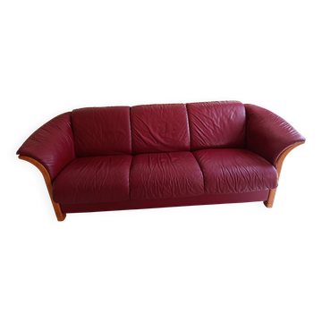 THREE-SEATER LEATHER SOFA
