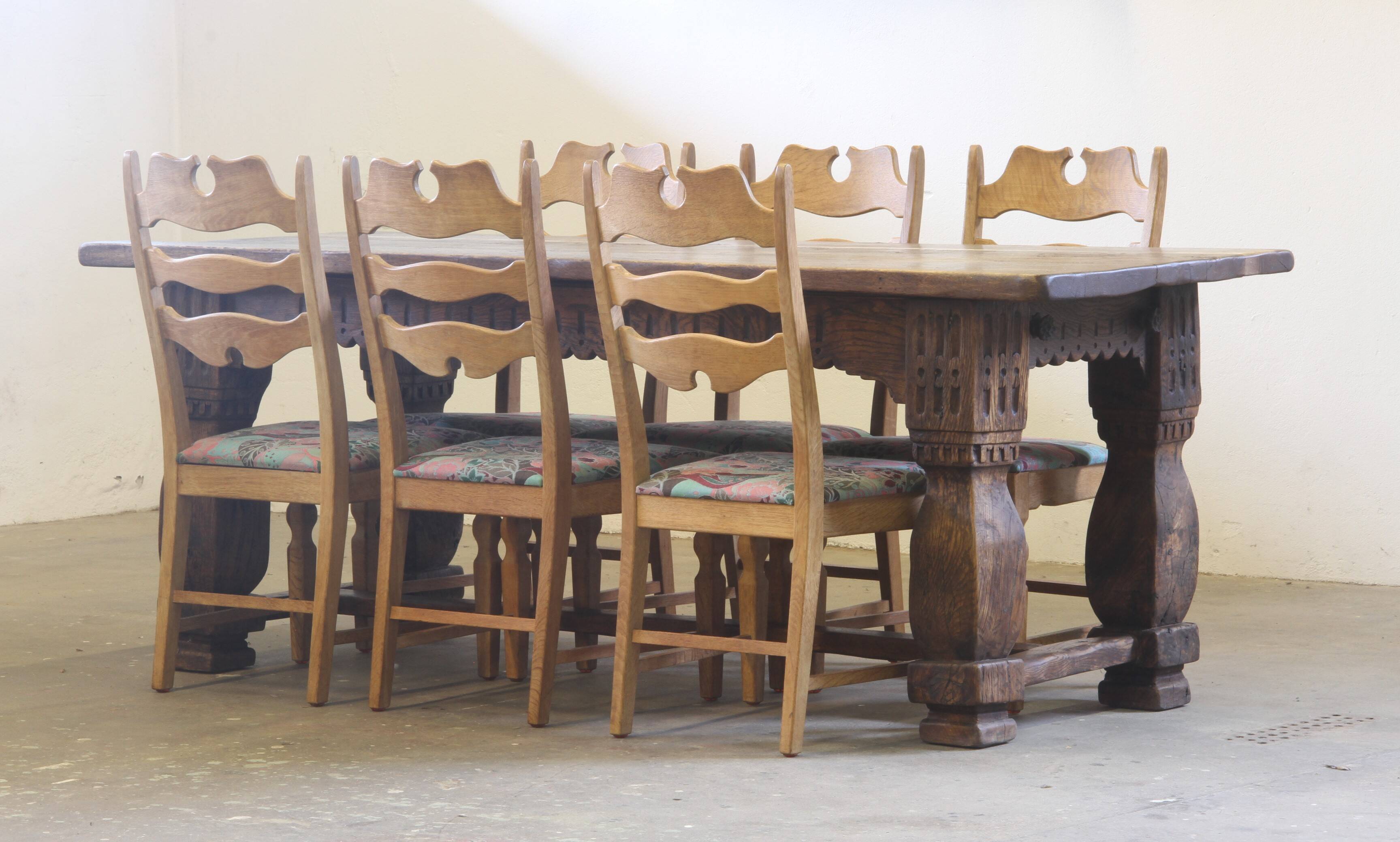 Large 17th century Jacobean style Baroque Farmhouse Refectory Table – Early