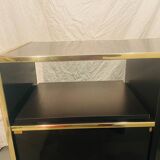 Buffet, meuble Hi-fi laqué noir et laiton par Roche Bobois, circa 1970