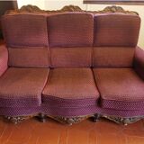 Burgundy velvet canapé bed in Louis XV Regency style.