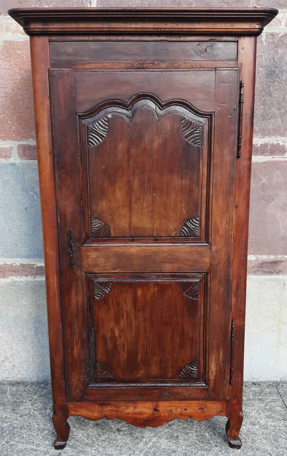 19th century hosiery maker