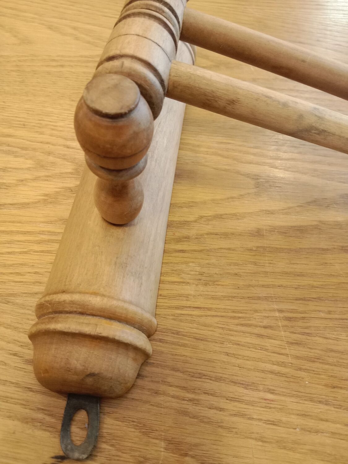 Porte serviette en bois