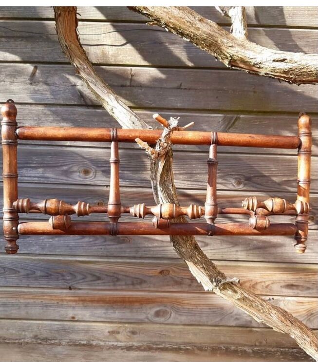Retro coat rack