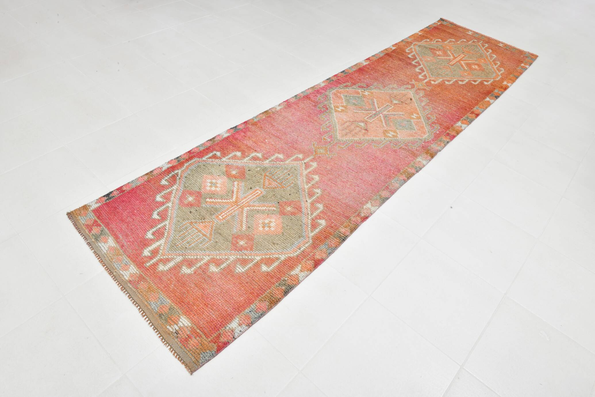 3x11 Reddish Coral Tones Vintage Runner Rug, Handwoven Runner Rug,91x346Cm