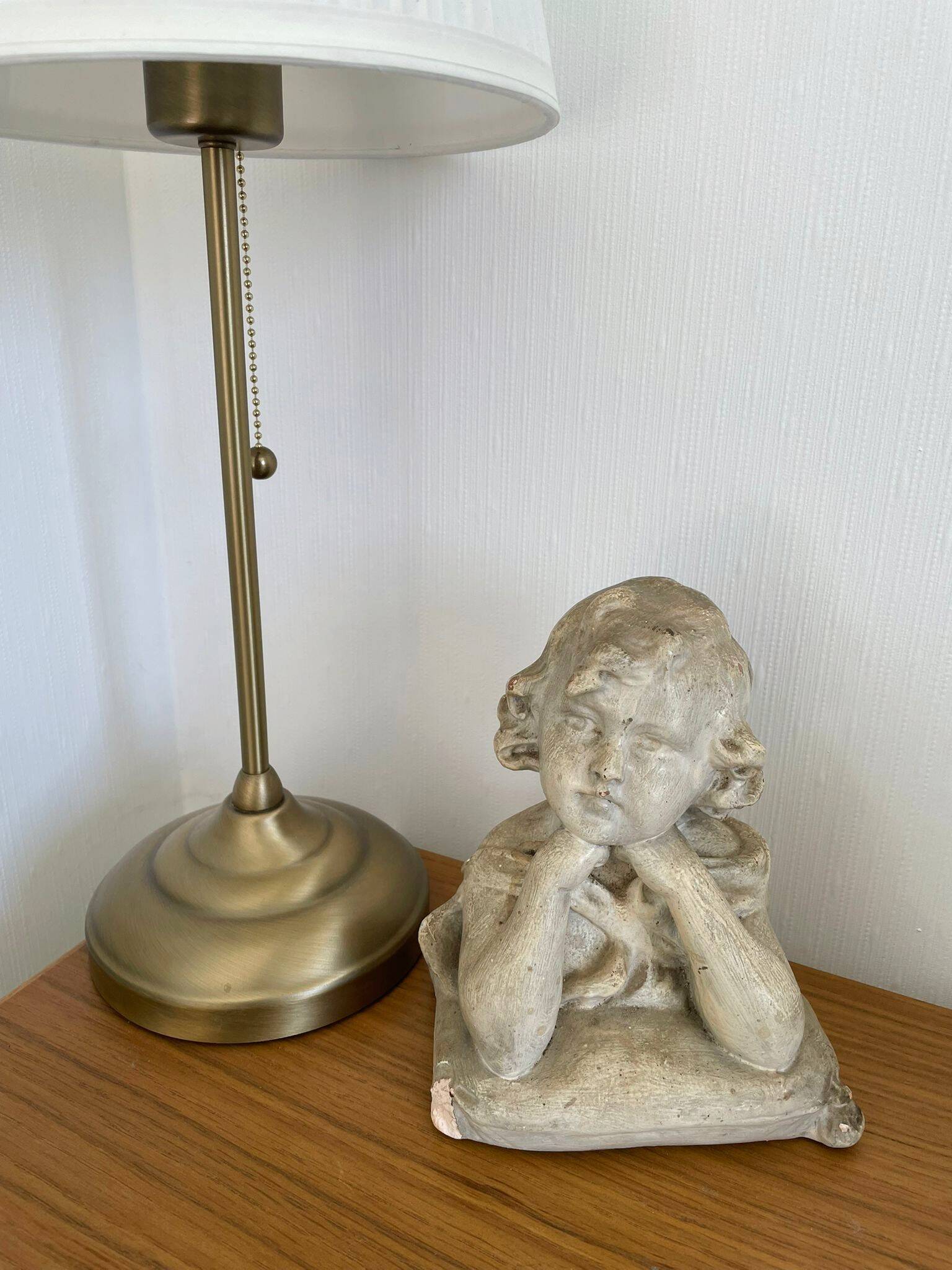 Bust of a little girl signed Gustave Van Vaerenbergh