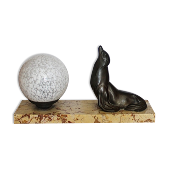Sea lion lamp
