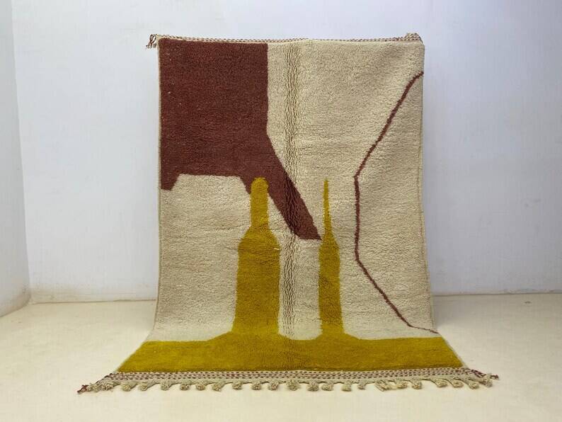 Traditional handmade Beni Ouarine rug 250cmx150cm